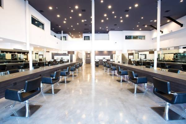 Looking for Amazing Receptionist for Our Beautiful Salon in Westwood