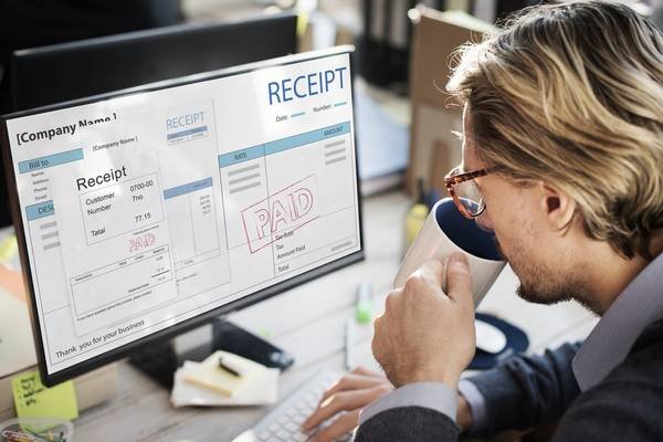 Accounts Receivable Specialist (Vernon)