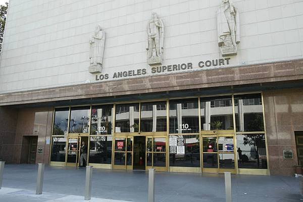 Defend Collection Lawsuits- Bad Business Debts- Defend Court Action (Van Nuys, Chatsworth, Burbank, Glendale Stanley Mosk)