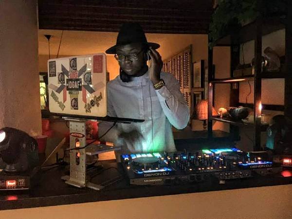 House Party DJ Special, Wedding DJ Service Package, Affordable (All of Los Angeles County and Beyond)