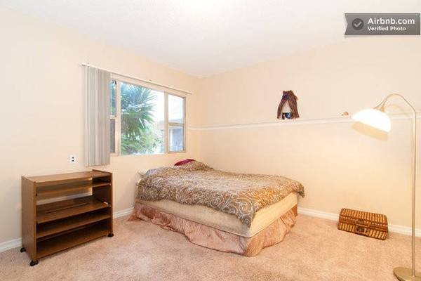 $1,295 / 3br - 300ft2 - Huge Room Near Ocean, 5G Fast WiFi &amp; Utilities All Included. No Credit Required (Long Beach/Downtown Long Beach/ Art District)