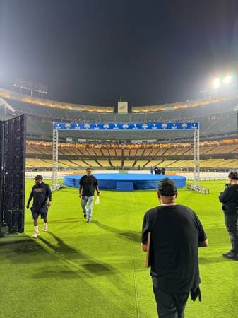 Professional Stage Hands for Hire (Los Angeles)