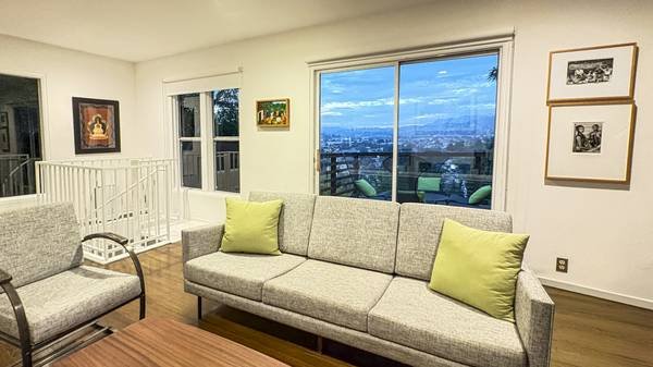 $4,000 / 2br - 1000ft2 - Entire 2 Bedroom House in the Silver Lake Hills - An Urban Oasis (Silver Lake)